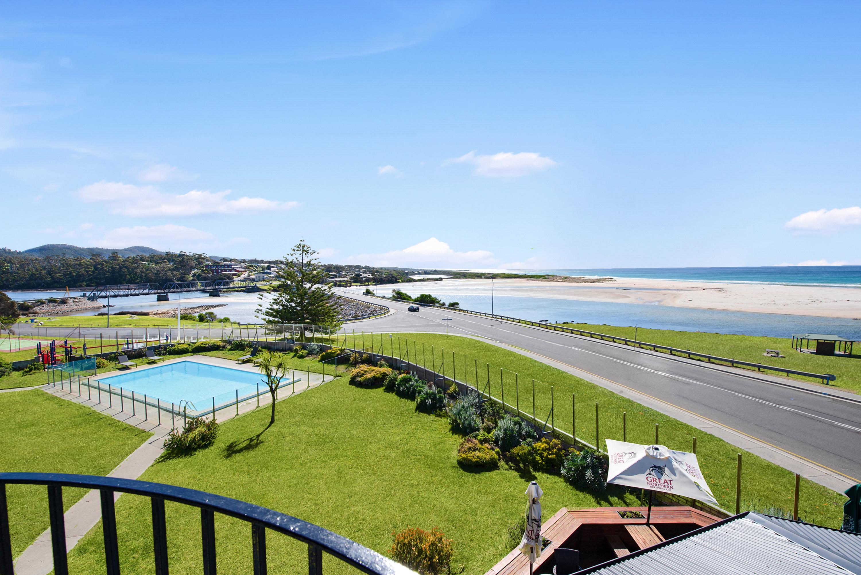 Scamander Beach Resort Exterior photo